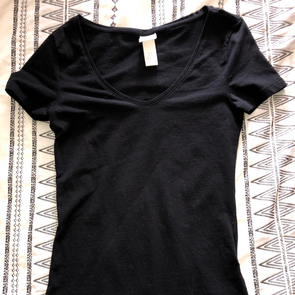 Black V-neck t-shirt